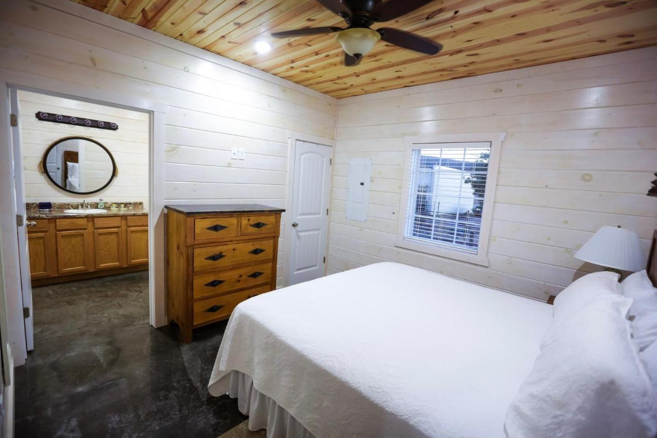 Knotty Squirrel Cabins Mountain View Εξωτερικό φωτογραφία