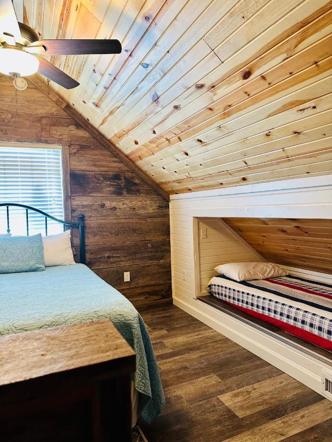 Knotty Squirrel Cabins Mountain View Εξωτερικό φωτογραφία